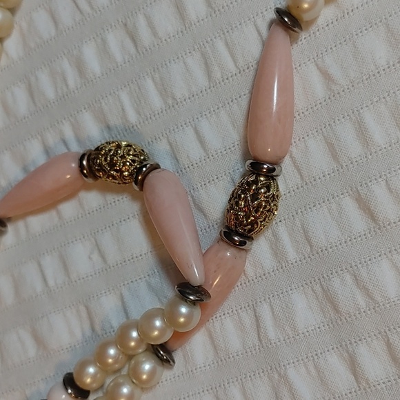Vintage 1928 Signed Faux Pearl with Pink Teardrop Beads - Picture 10 of 15